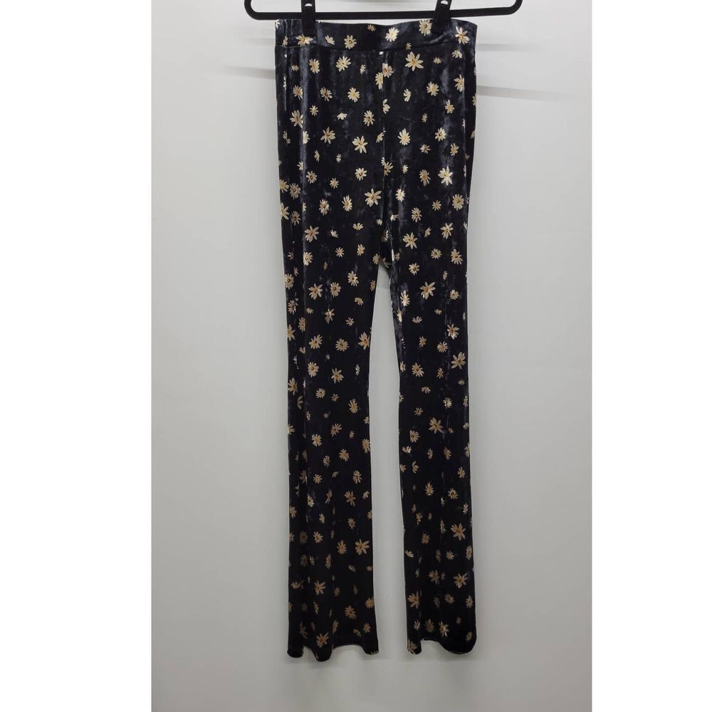 Elodie Velour Daisy Pull On Pants Medium